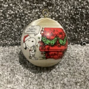 Vintage Peanuts Delightful Christmas Satin Ball Ornament Snoopy & Charli…